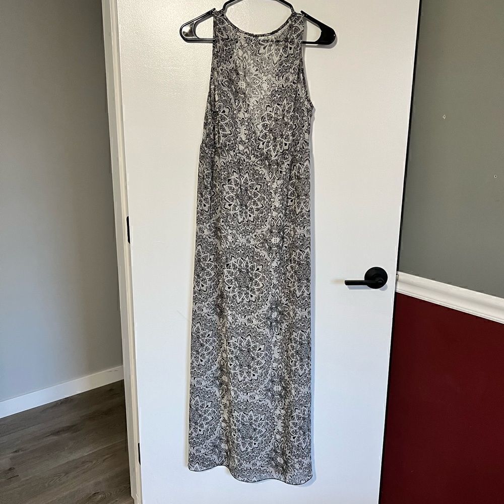 5/$25 Sheer Maxi Beach Cover Up - Picture 7 of 9